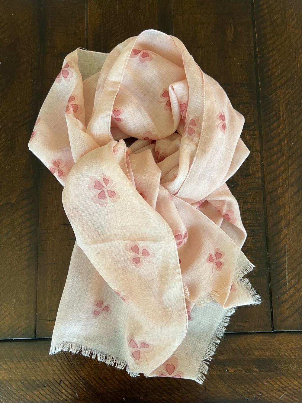 Réunion des Musées Nationaux Italian Pink Clover Scarf Wrap - wool/silk blend